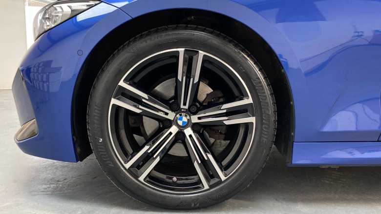 BMW 3 Series 320i M Sport 4dr Step Auto Petrol Saloon